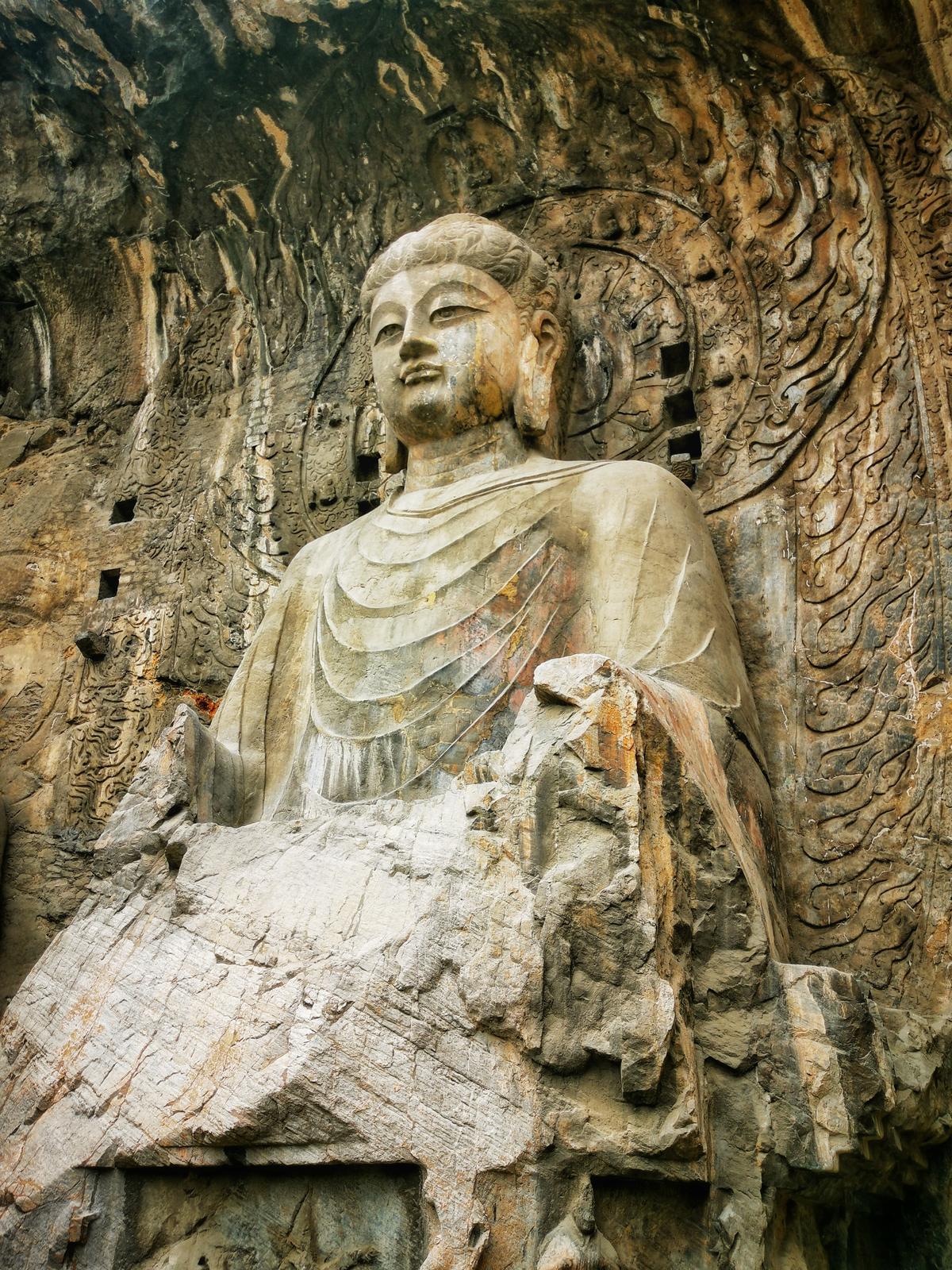 手機(jī)里的中國(guó)世界遺產(chǎn) | 龍門(mén)石窟：穿越千年的對(duì)視
