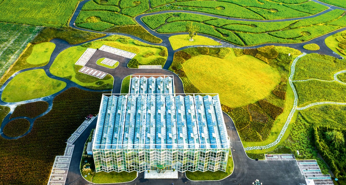 數字賦能新基建、新智造、新農業