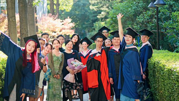 專訪文學(xué)評論家張莉：經(jīng)典的最新打開方式