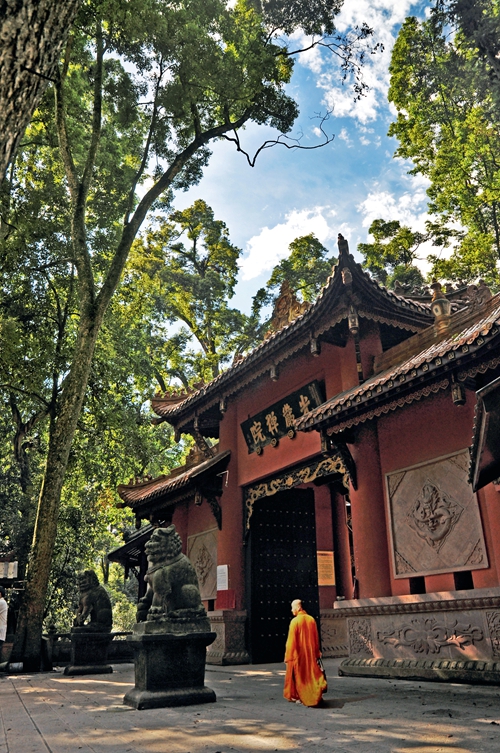 “古鎮金三角”，破題“千鎮一面”